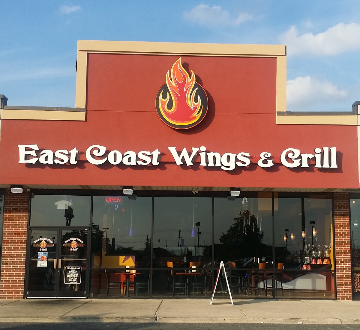 Review: East Coast Wings & Grill in Port Richmond