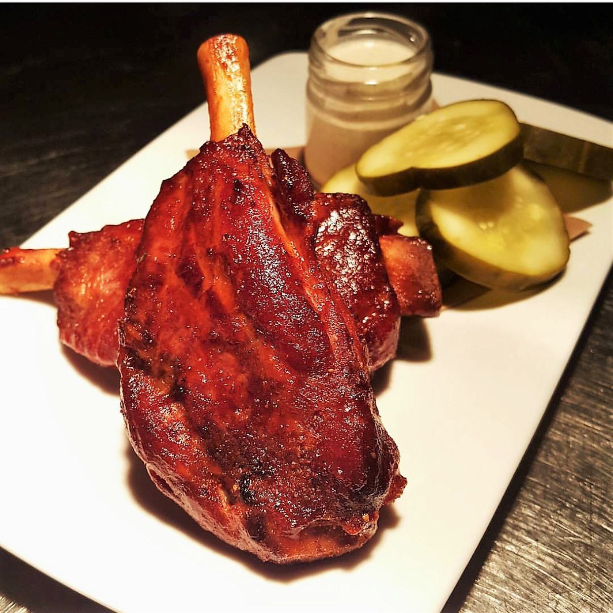 Grubspotting: Pig Wings at JG Domestic