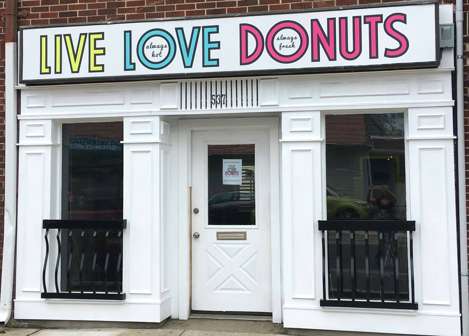 Live Love Donuts Opens in Palmyra NJ
