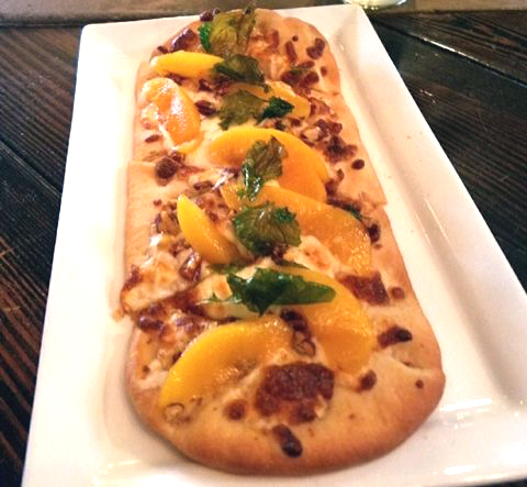 Grubspotting: Peaches & Brie Flatbread at Southern Cross Kitchen