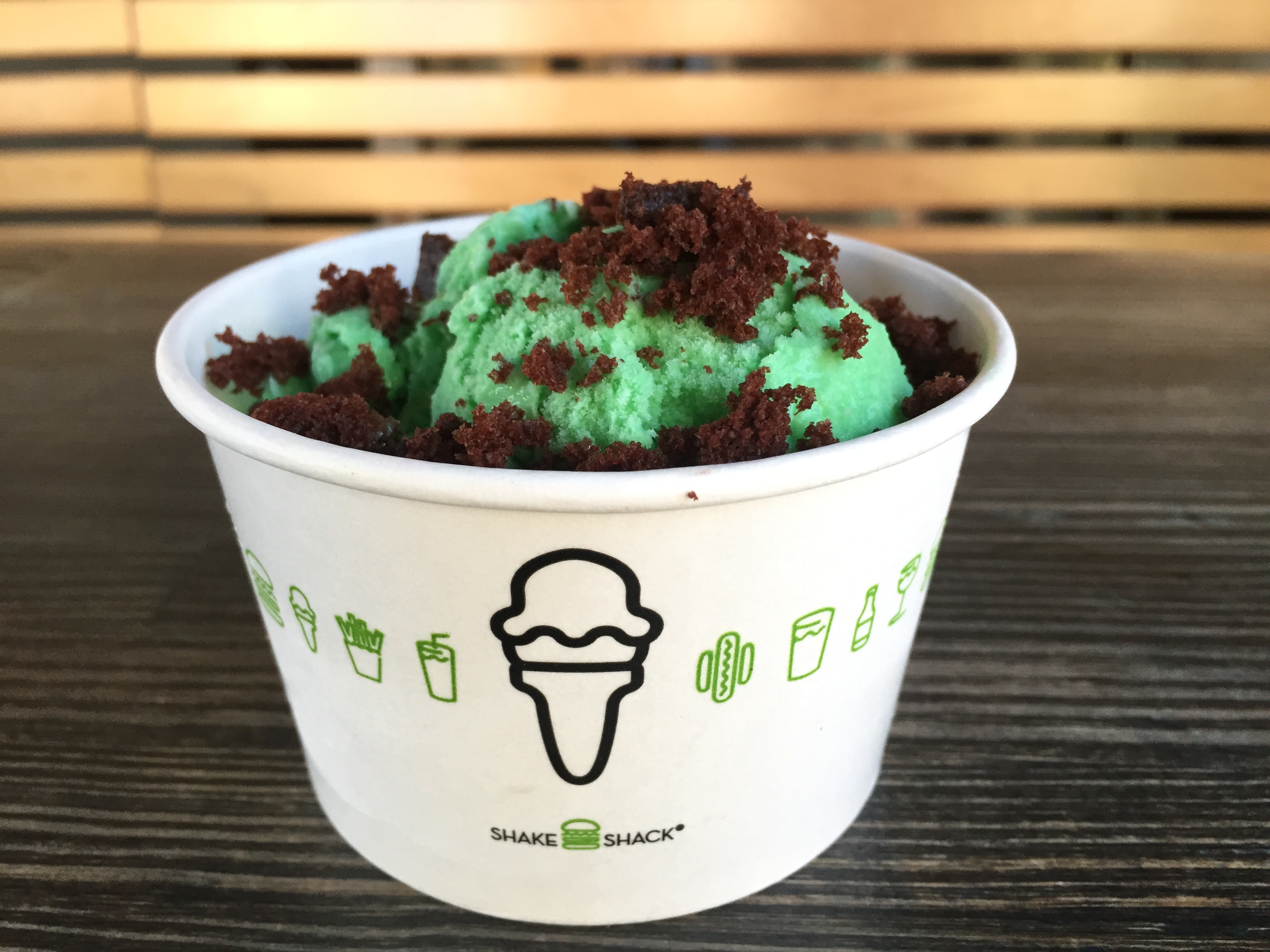 Shake Shack Celebrates Eagles Win with FREE Custard