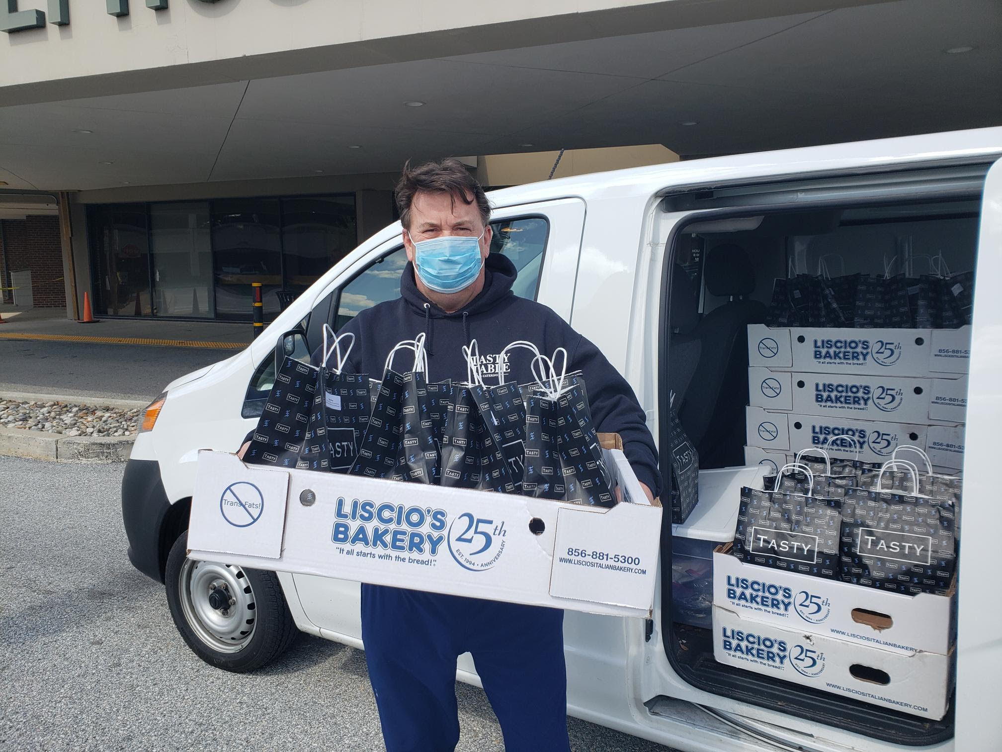 Tasty Table Catering Launches Fundraiser to Feed Frontline on the Main Line