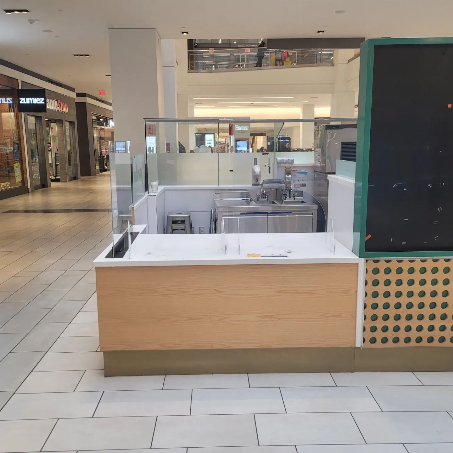 Sweet Treat Hut Opening in Fashion District