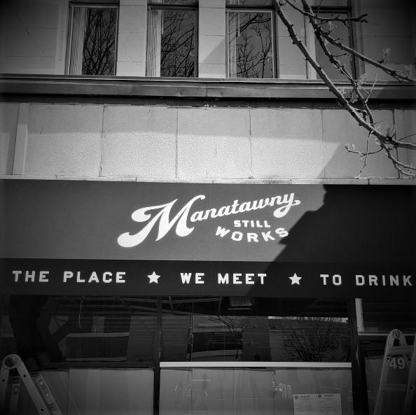 Manatawny Still Works Opens Ardmore Tasting Room