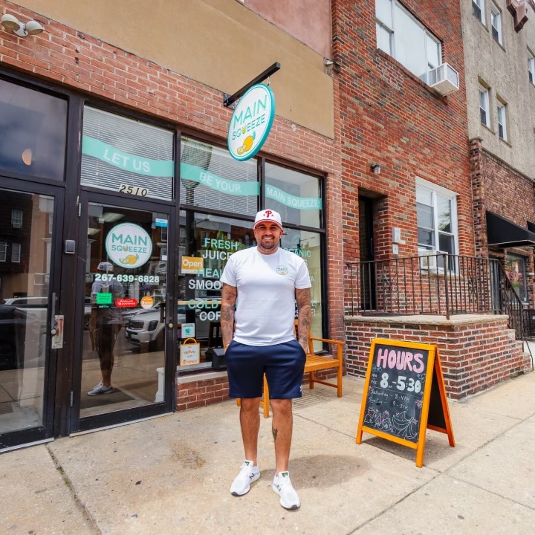 Main Squeeze offers smoothies, juices, acai bowls & more in South Philly and Fishtown