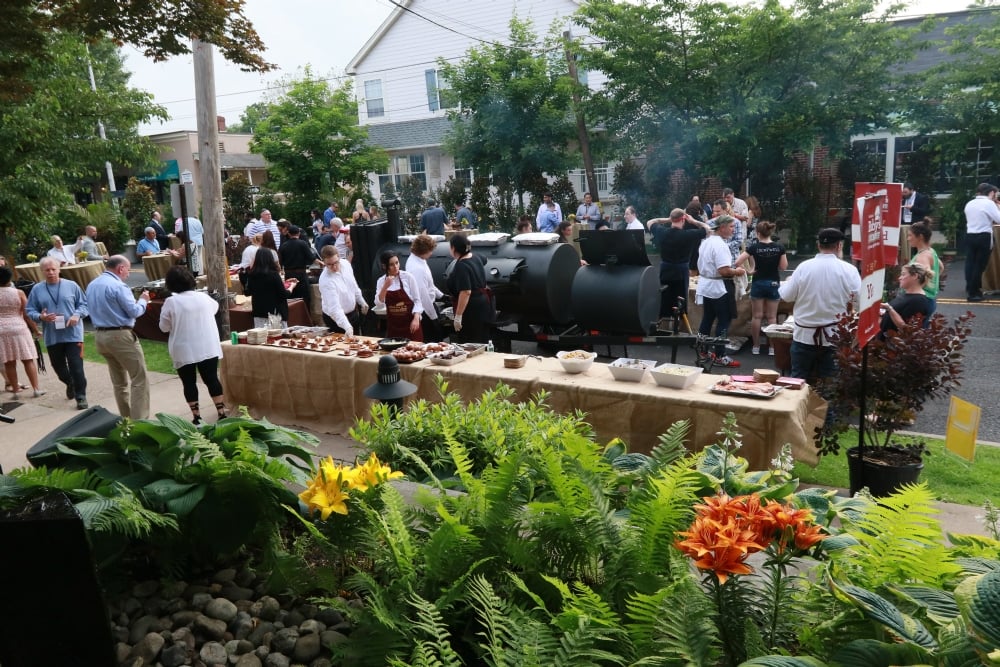 Bubby’s Cook-Off Returns in Newtown