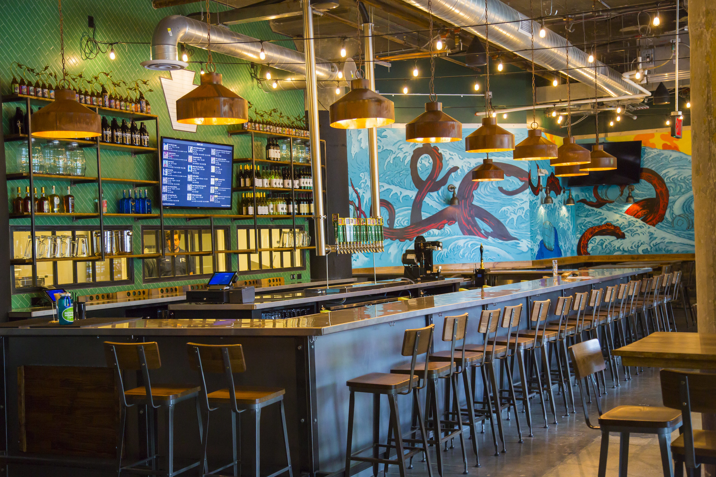 Liquid Art Barrel House/Roy Pitz Closes