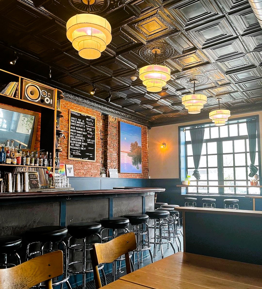 Showing The Love: The Lunar Inn – Port Richmond